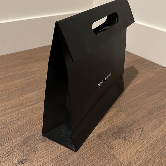 Saint Laurent empty shopping bag w adhesive flap - Picture 5 of 8